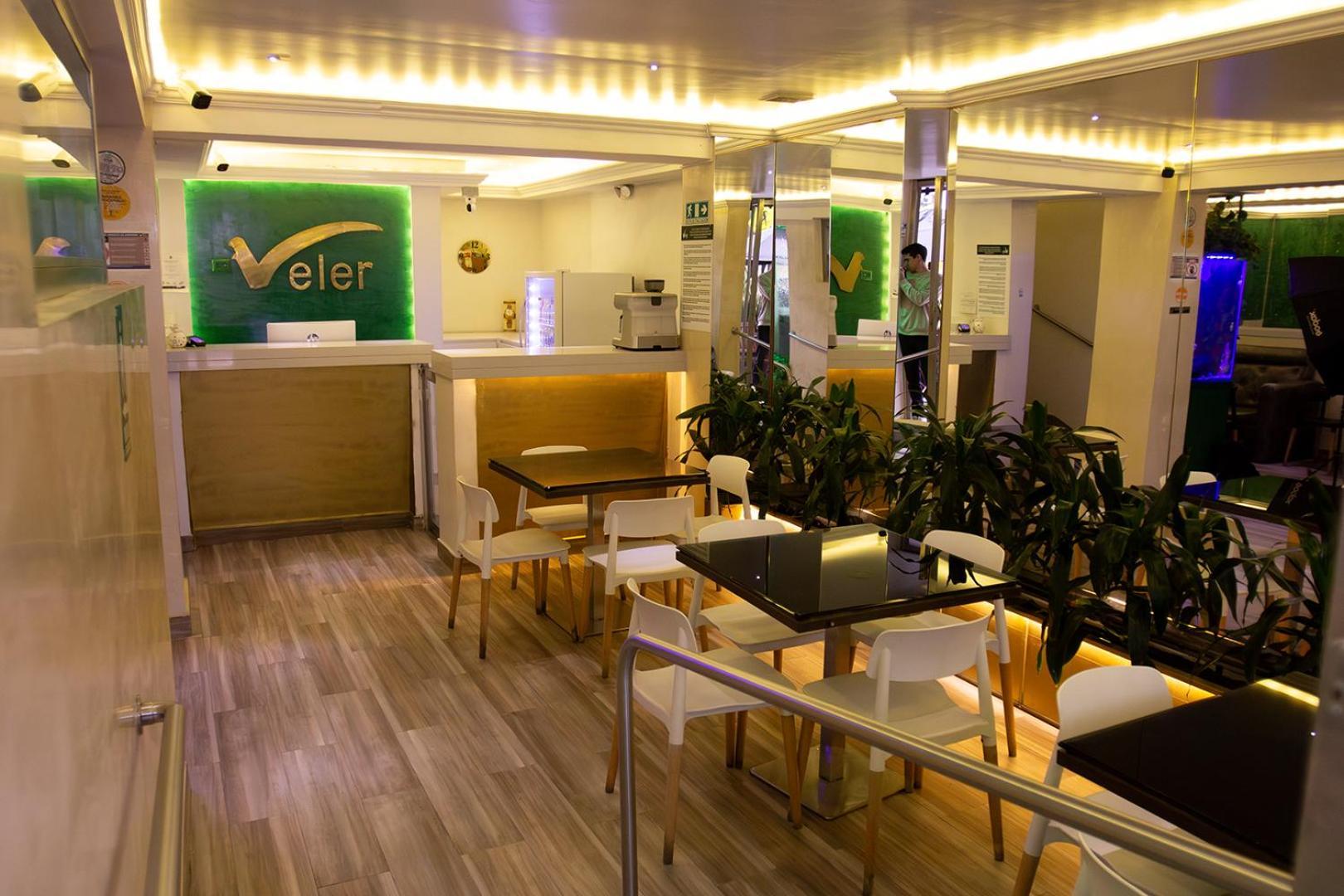 Hotel Veler Restaurante メデジン エクステリア 写真